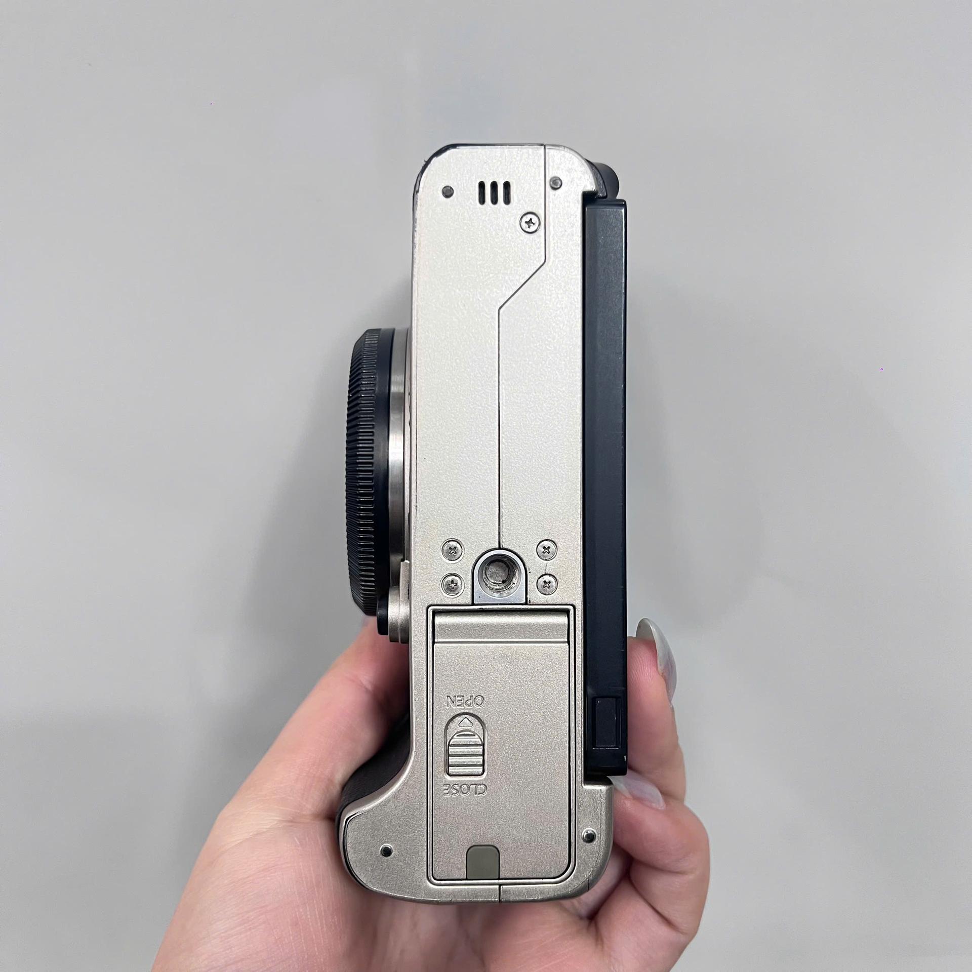 Fujifilm X-T200 Kèm lens | Bạc | Vàng - ảnh 2