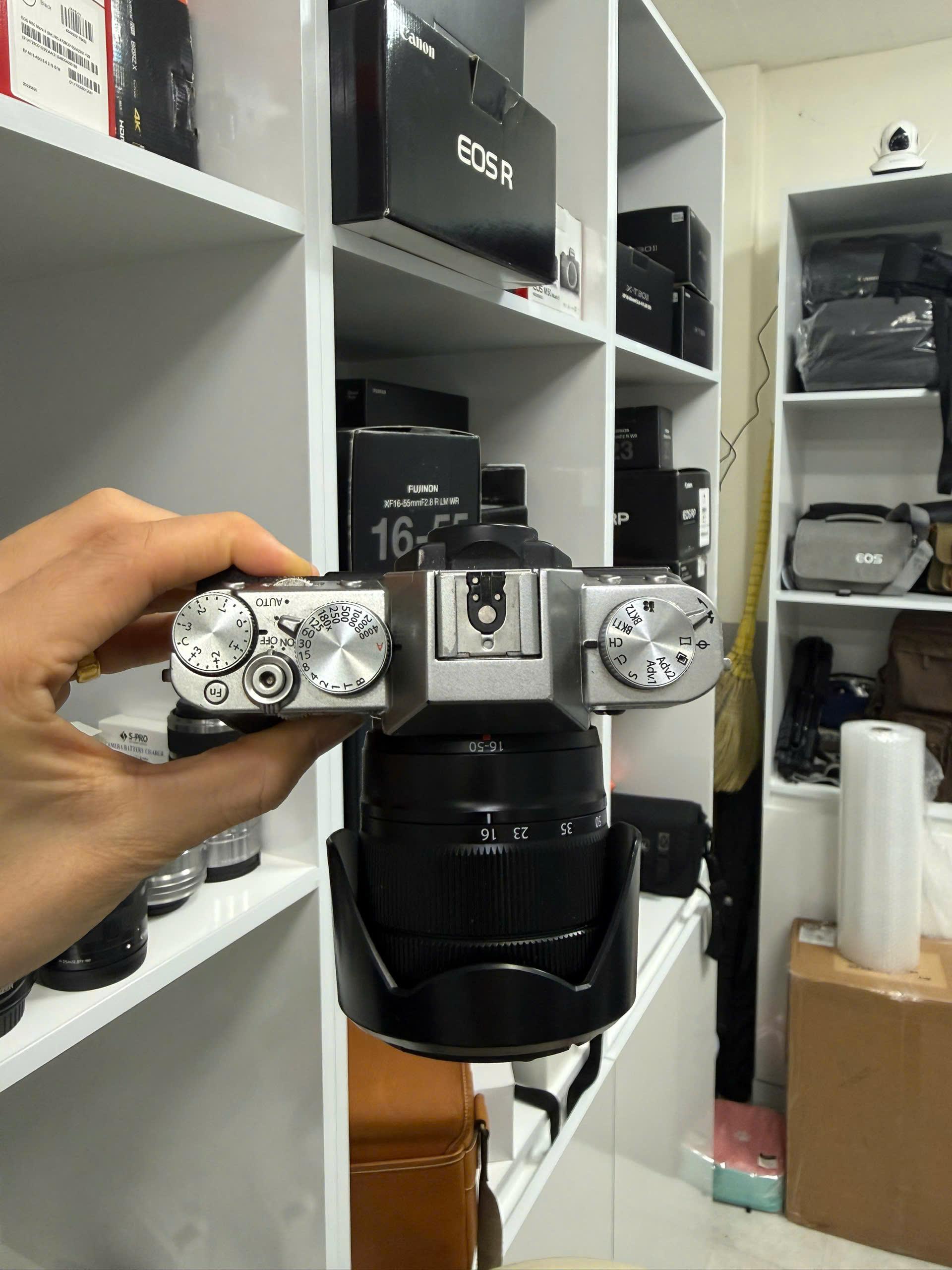 Fujifilm X-T30 Kèm lens Bạc | Đen