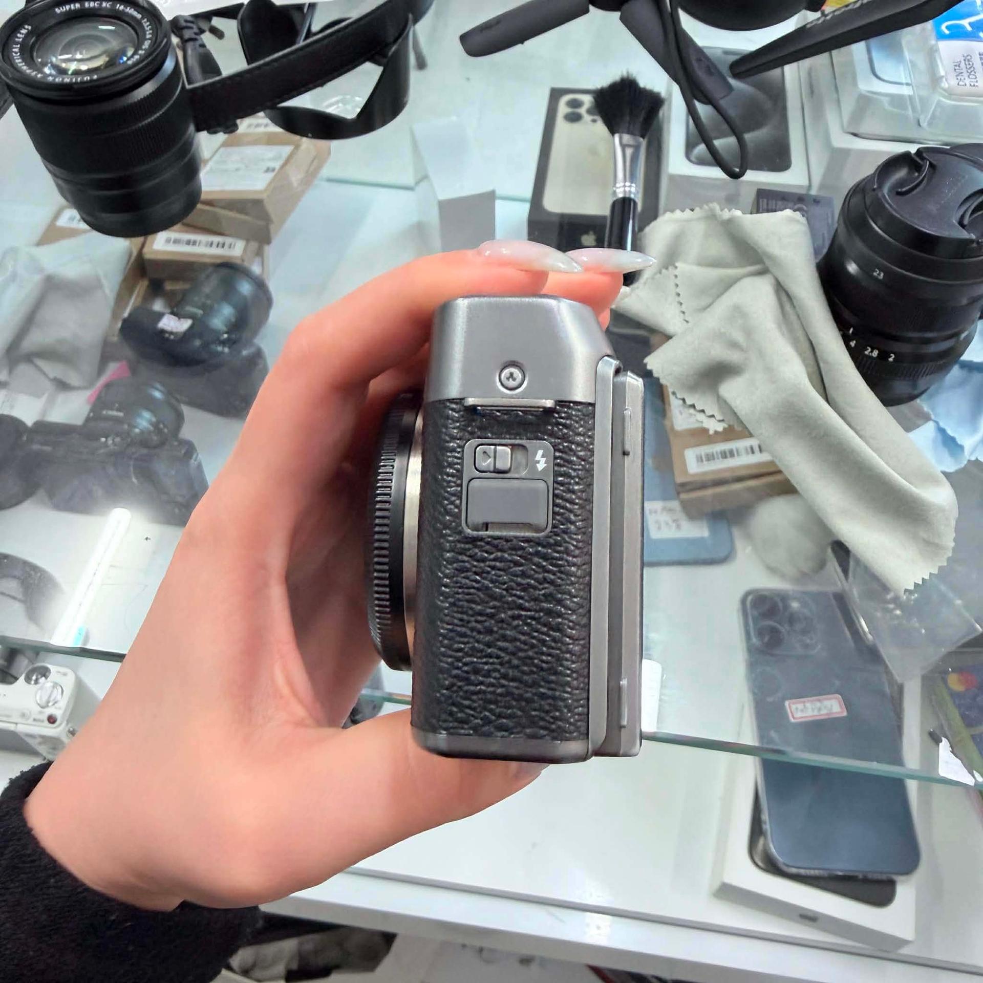 Fujifilm X-A5 Kèm lens - ảnh 6