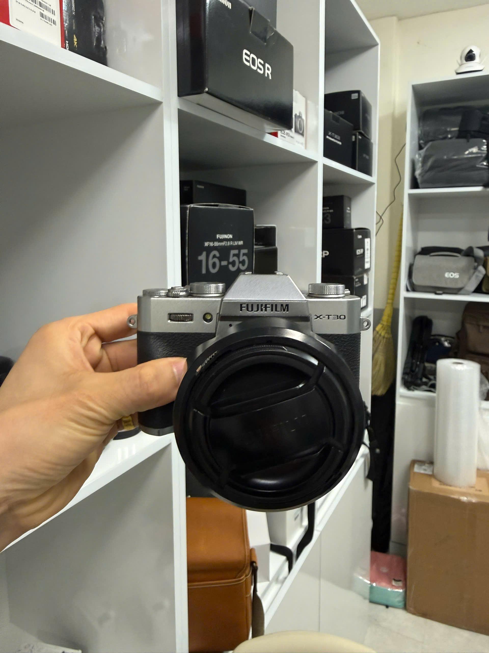 Fujifilm X-T30 Kèm lens Bạc | Đen - ảnh 5
