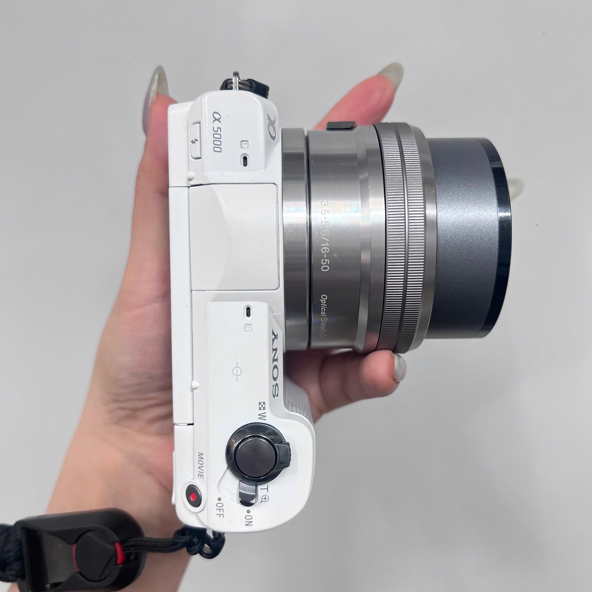 Sony A5000 - ảnh 2